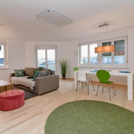 아파트 Penthouse Style 그라츠